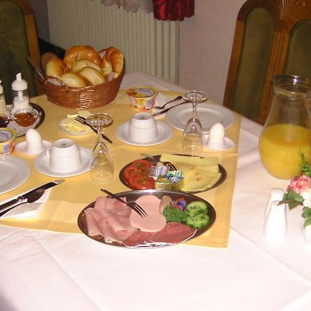 Hotel Zur Guten Quelle Selters  Экстерьер фото